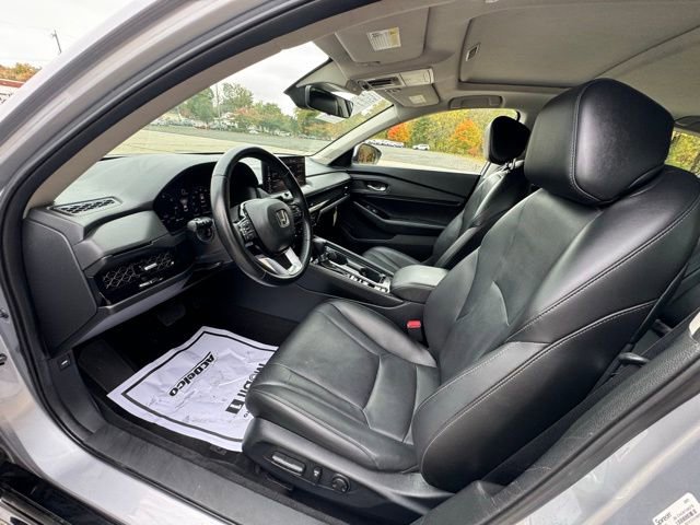 Used 2024 Honda Accord Touring image 10