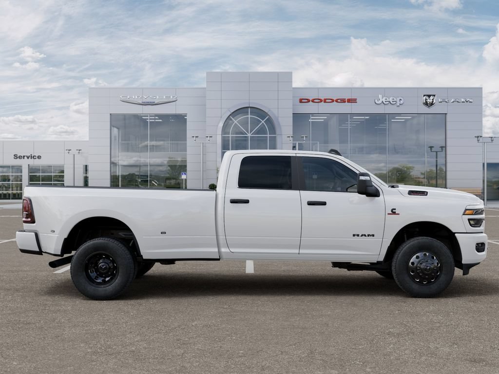 New 2026 RAM 3500 Big Horn AWD/4WD image 22
