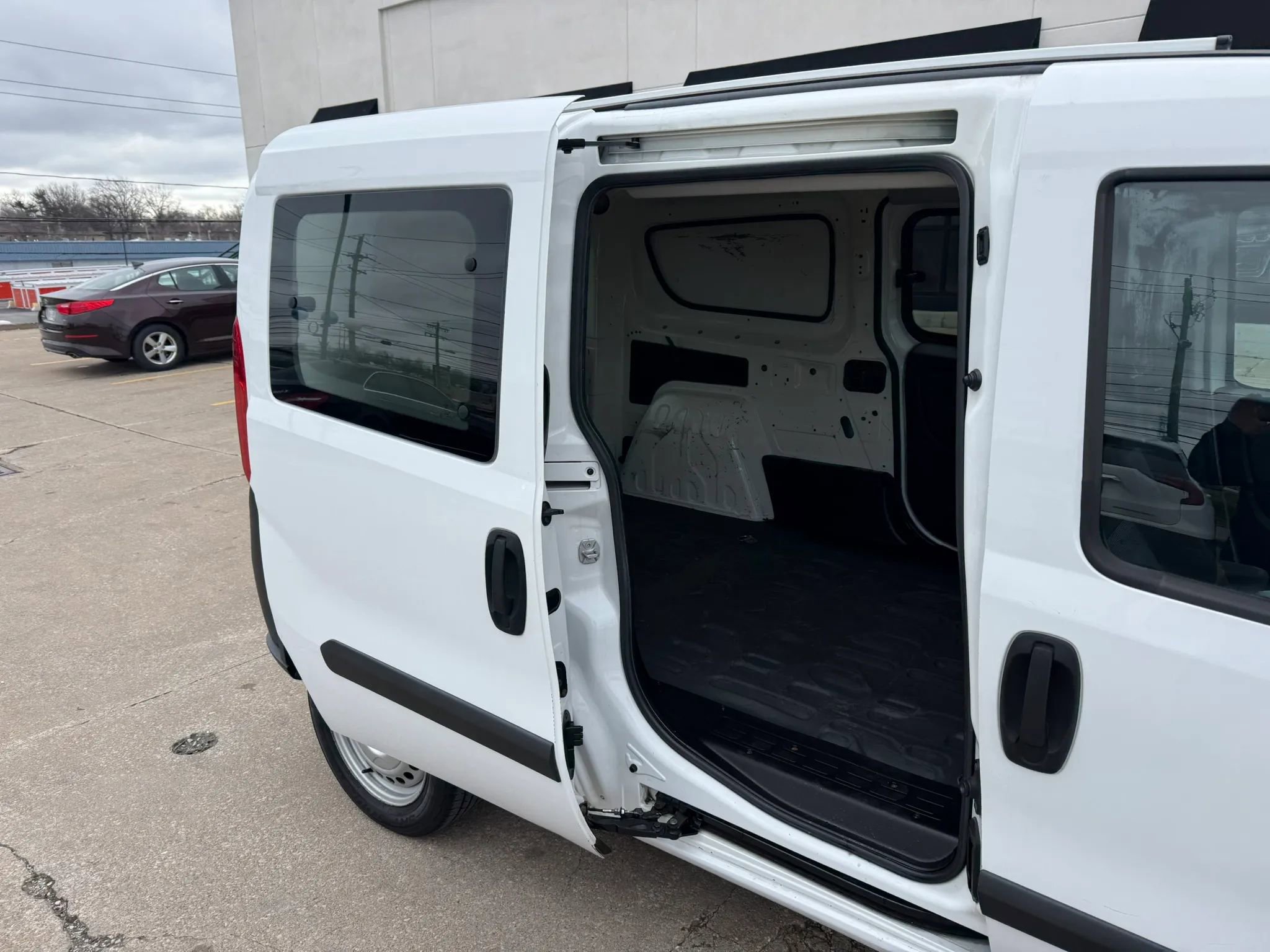Used 2016 RAM ProMaster City Tradesman image 22