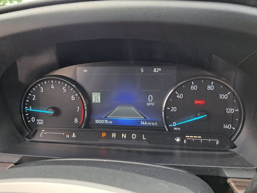 Used 2023 Ford Explorer Limited AWD/4WD image 8