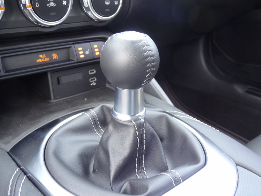 New 2026 MAZDA MX-5 Miata Grand Touring w/ Weather Package RWD image 26