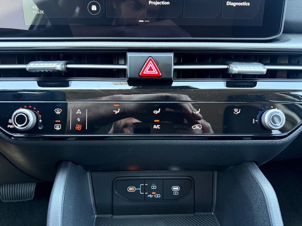New 2026 Kia Sportage LX AWD/4WD image 29