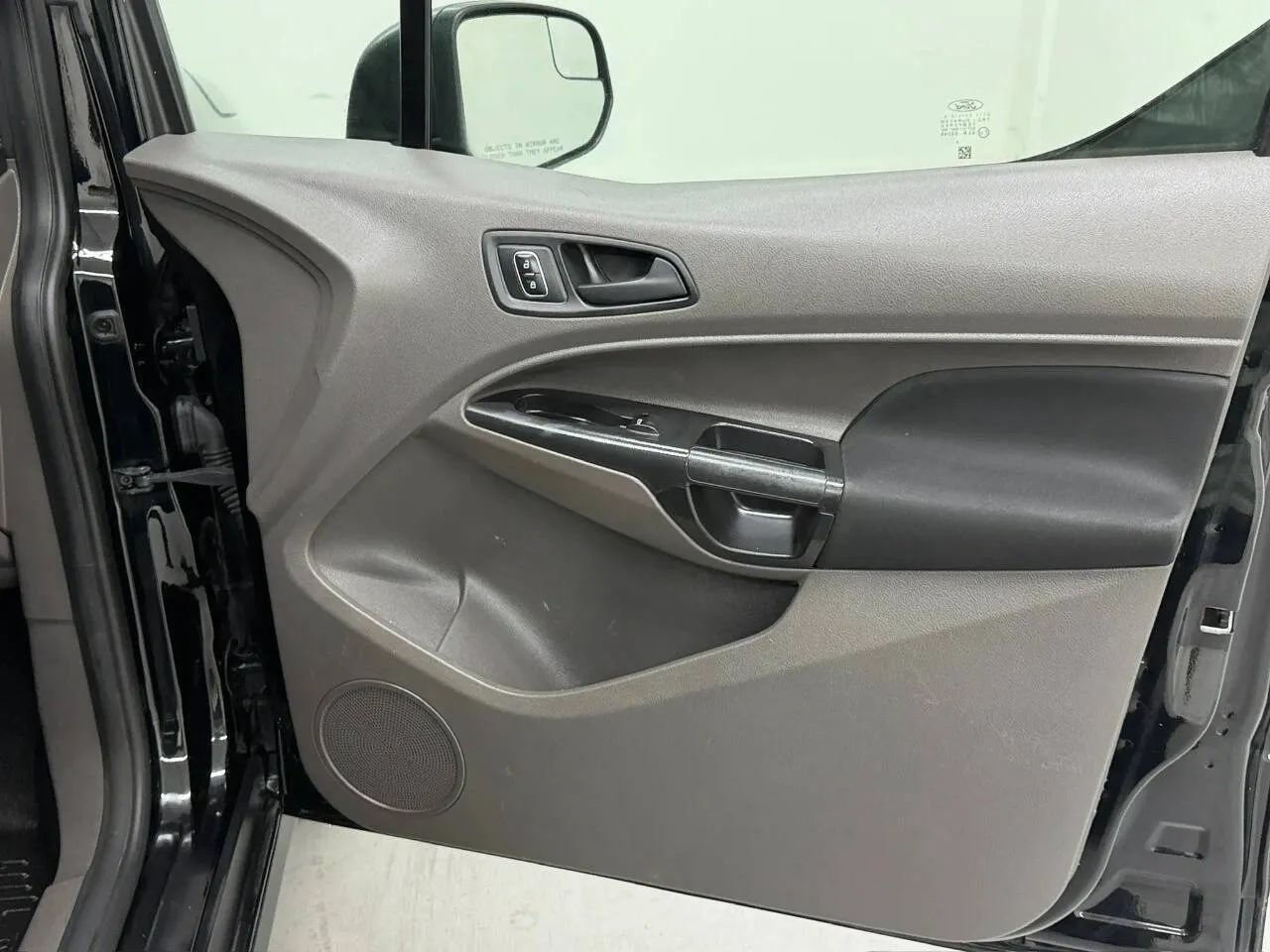 Used 2020 Ford Transit Connect XL FWD image 24