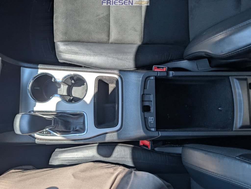 Used 2019 Jeep Grand Cherokee Altitude AWD/4WD image 13