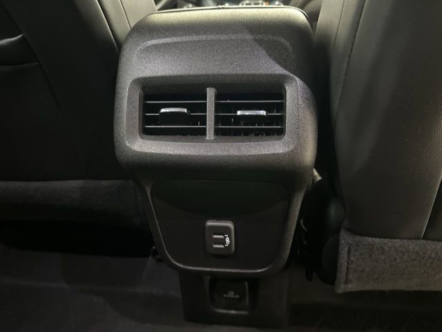 Used 2022 Chevrolet Equinox Premier image 25