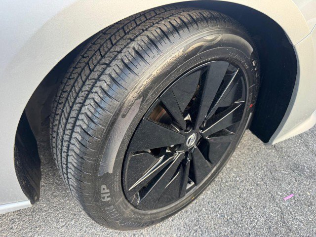 Used 2019 Nissan Altima 2.5 SL FWD image 28