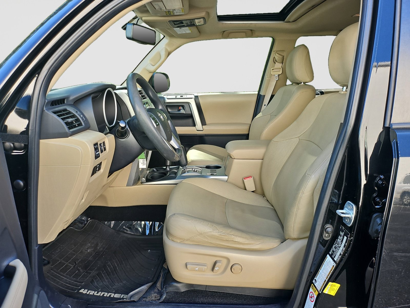 Used 2011 Toyota 4Runner SR5 w/ Convenience Pkg AWD/4WD image 21