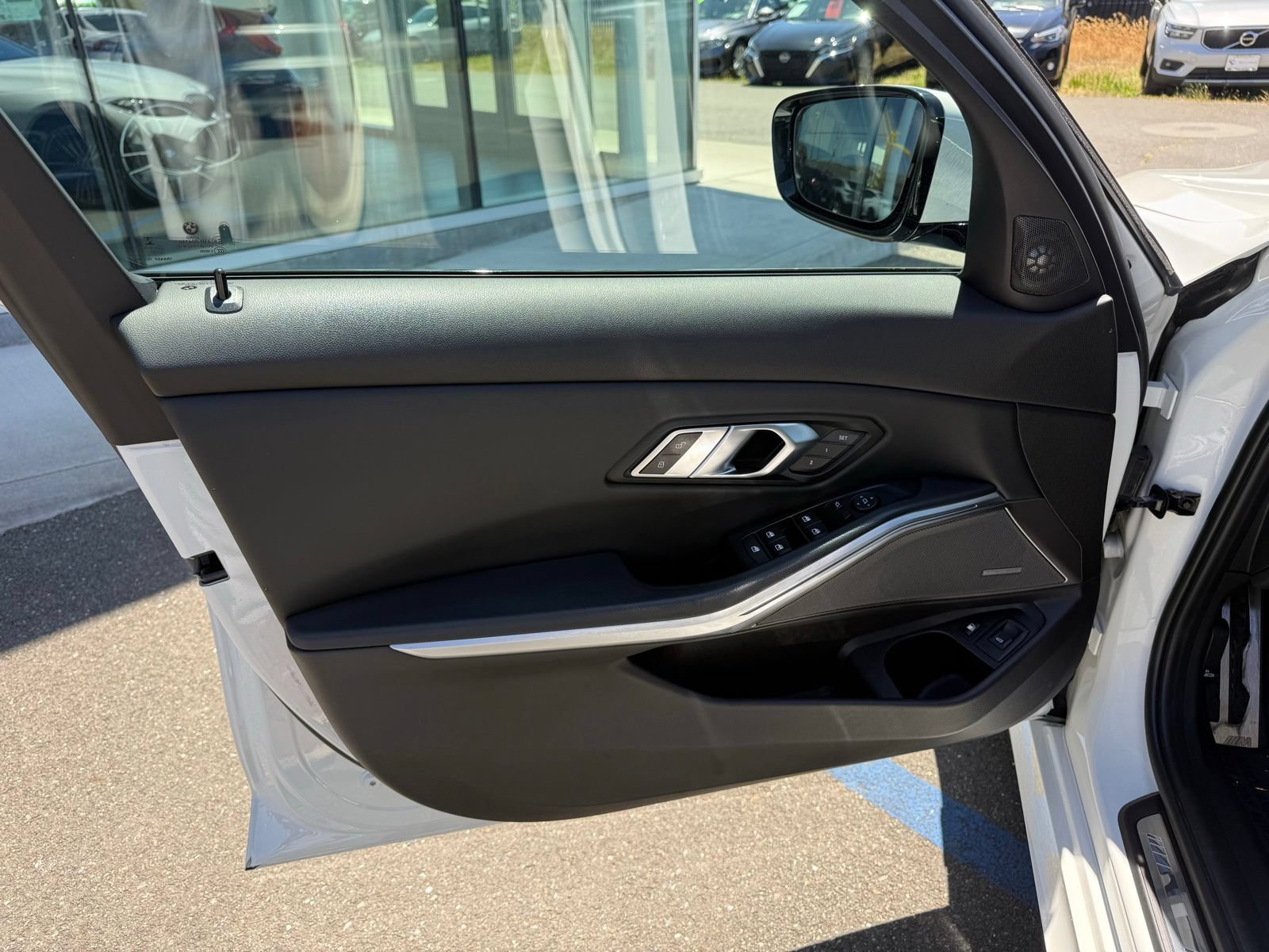 Used 2023 BMW 330e w/ M Sport Package RWD image 12