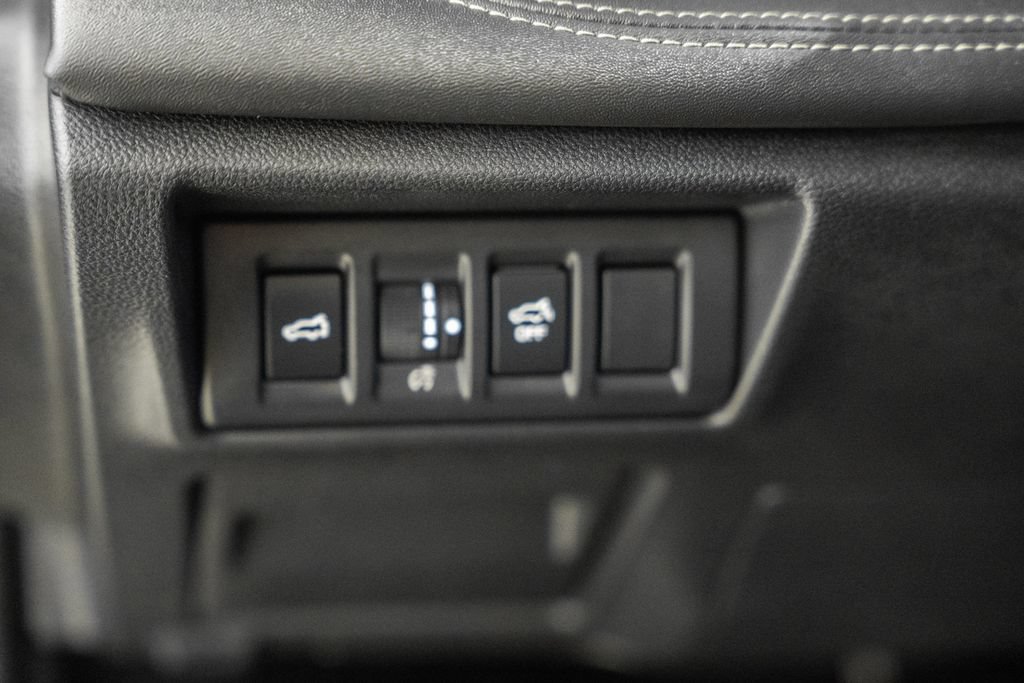 Used 2023 Subaru Outback Onyx Edition XT AWD/4WD image 47