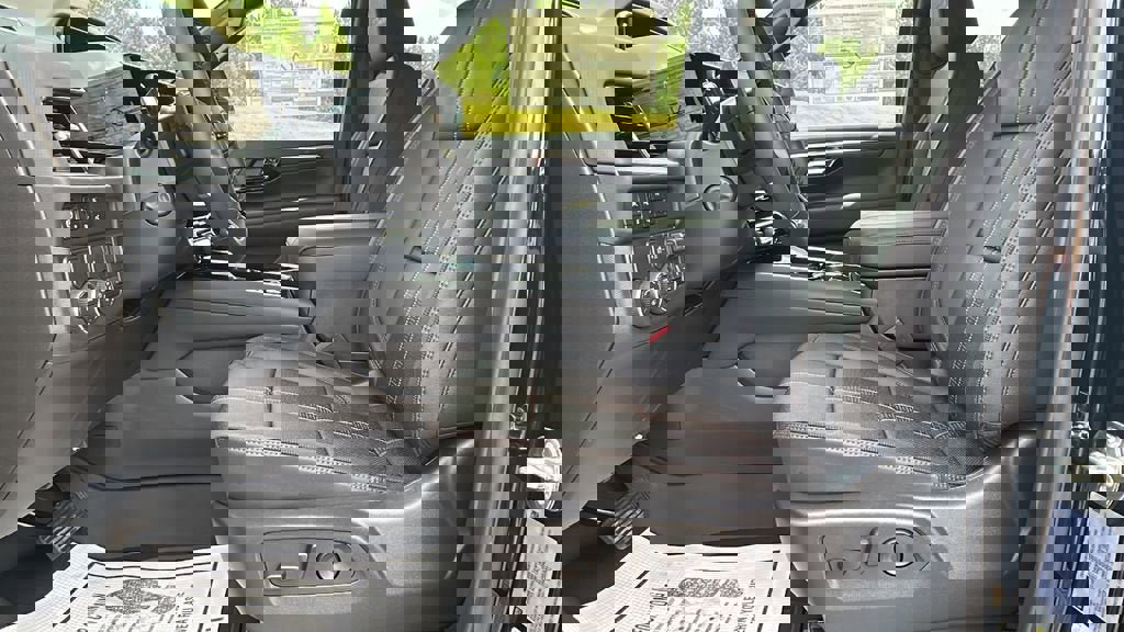 New 2025 Chevrolet Tahoe High Country image 10