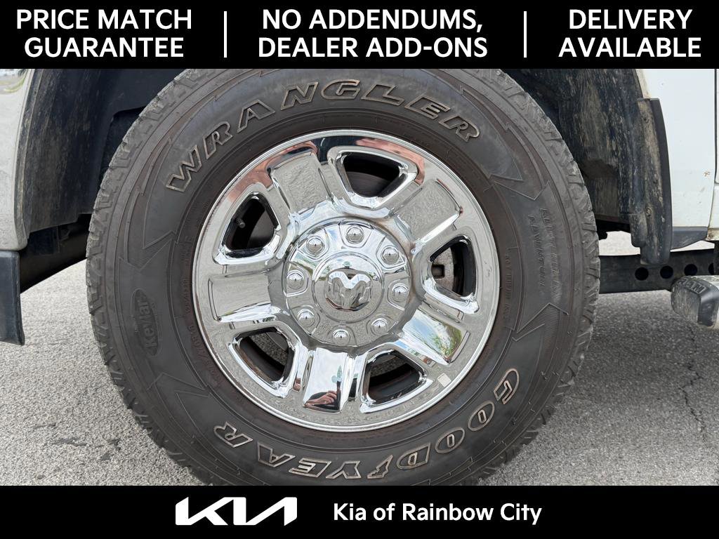Used 2024 RAM 2500 Tradesman w/ Chrome Appearance Group image 12