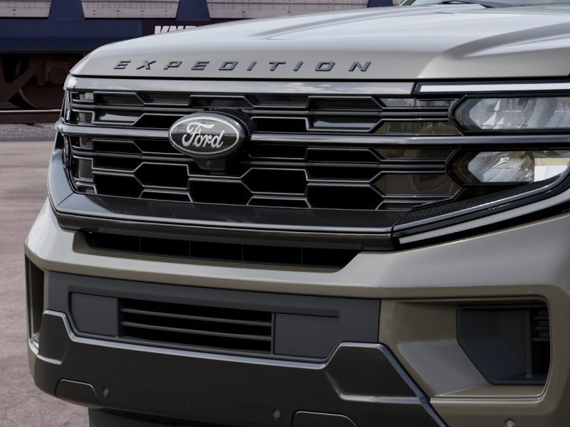 New 2027 Ford Expedition Platinum w/ Stealth Appearance Package RWD image 18
