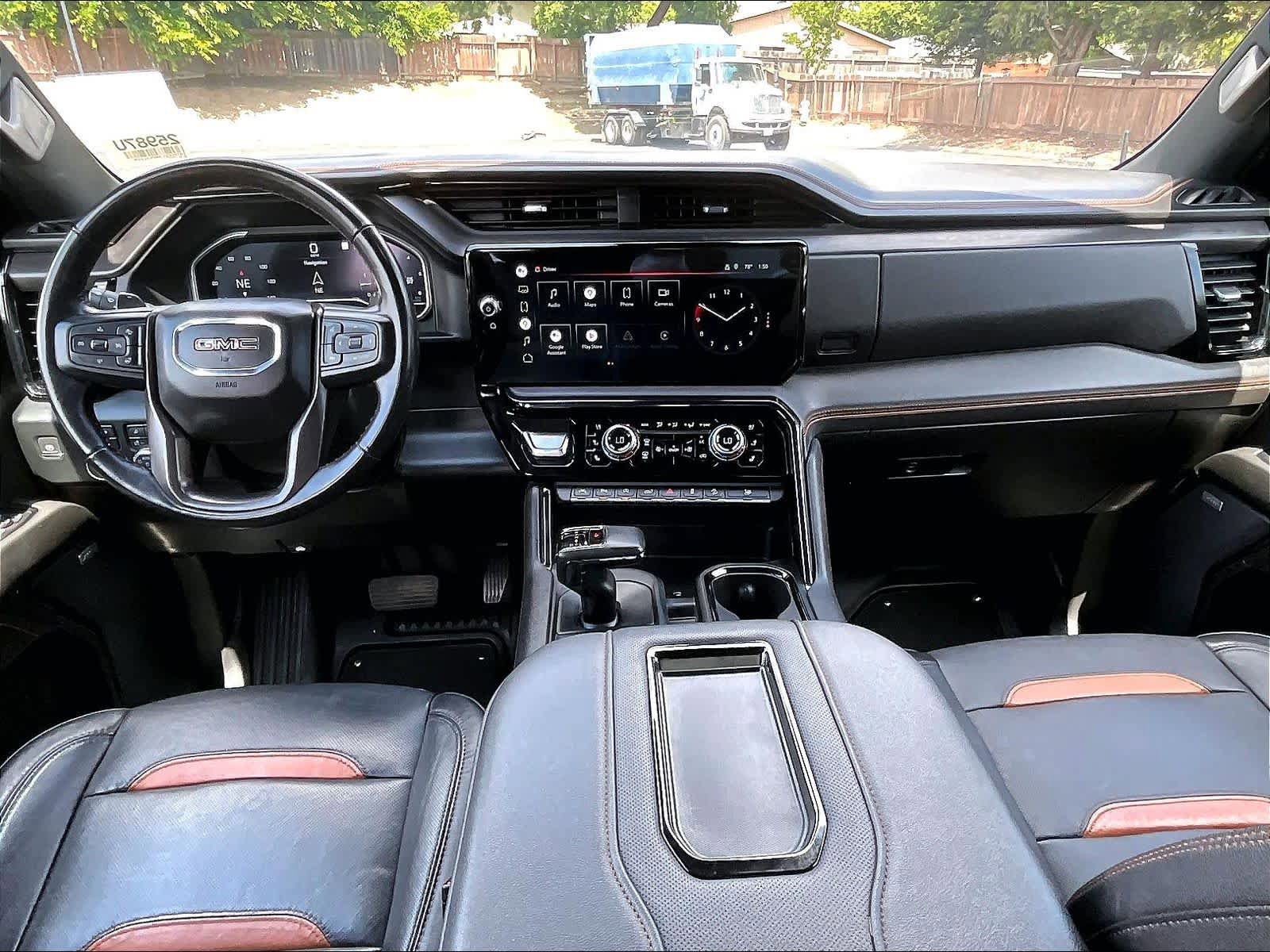 Used 2022 GMC Sierra 1500 AT4 w/ AT4 Premium Package AWD/4WD image 17