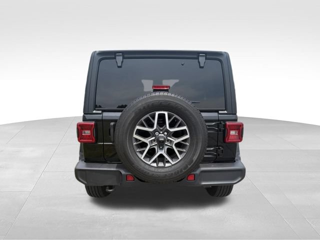 Used 2024 Jeep Wrangler Unlimited Sahara AWD/4WD image 13