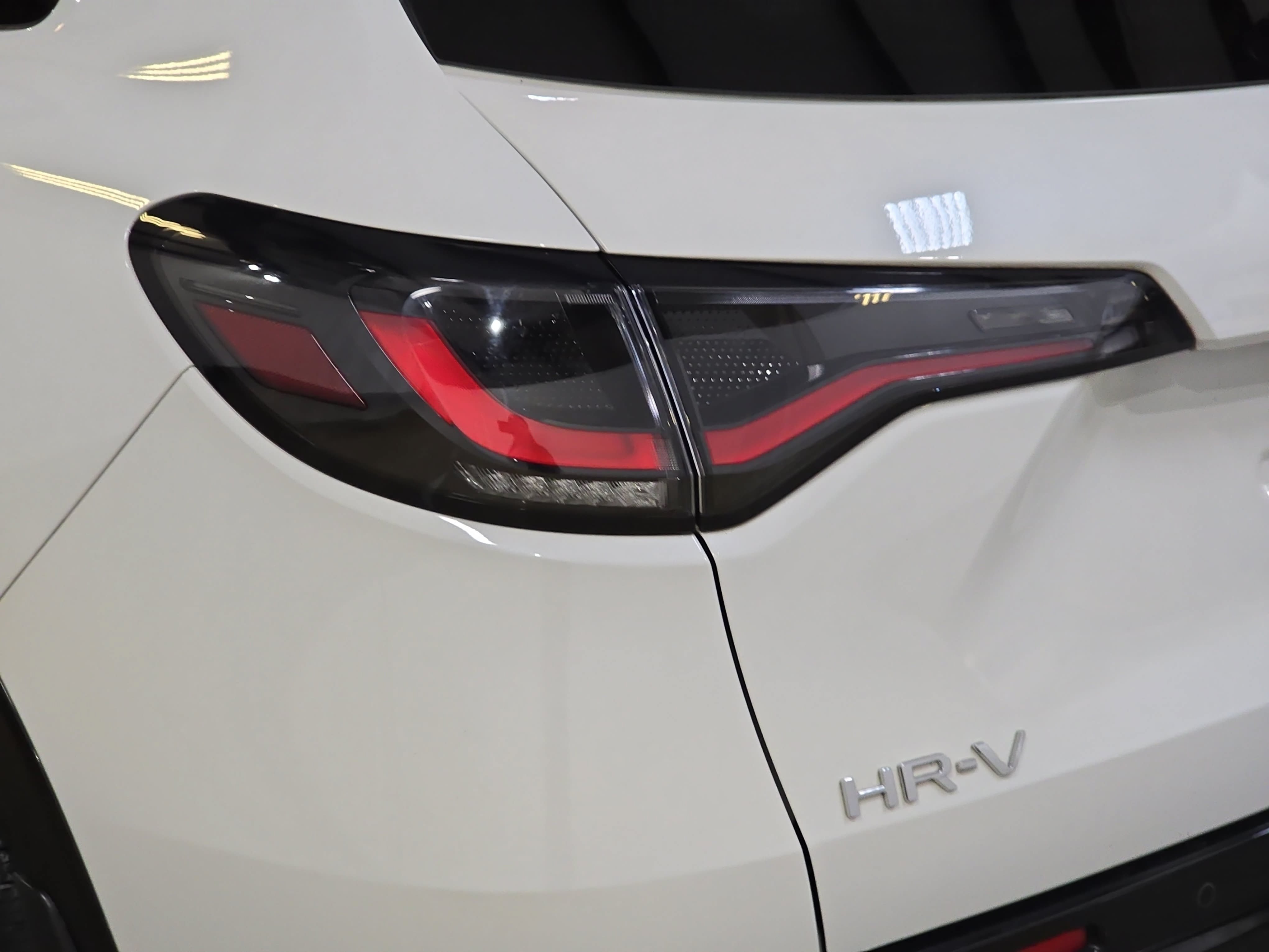 Certified 2024 Honda HR-V EX-L image 30