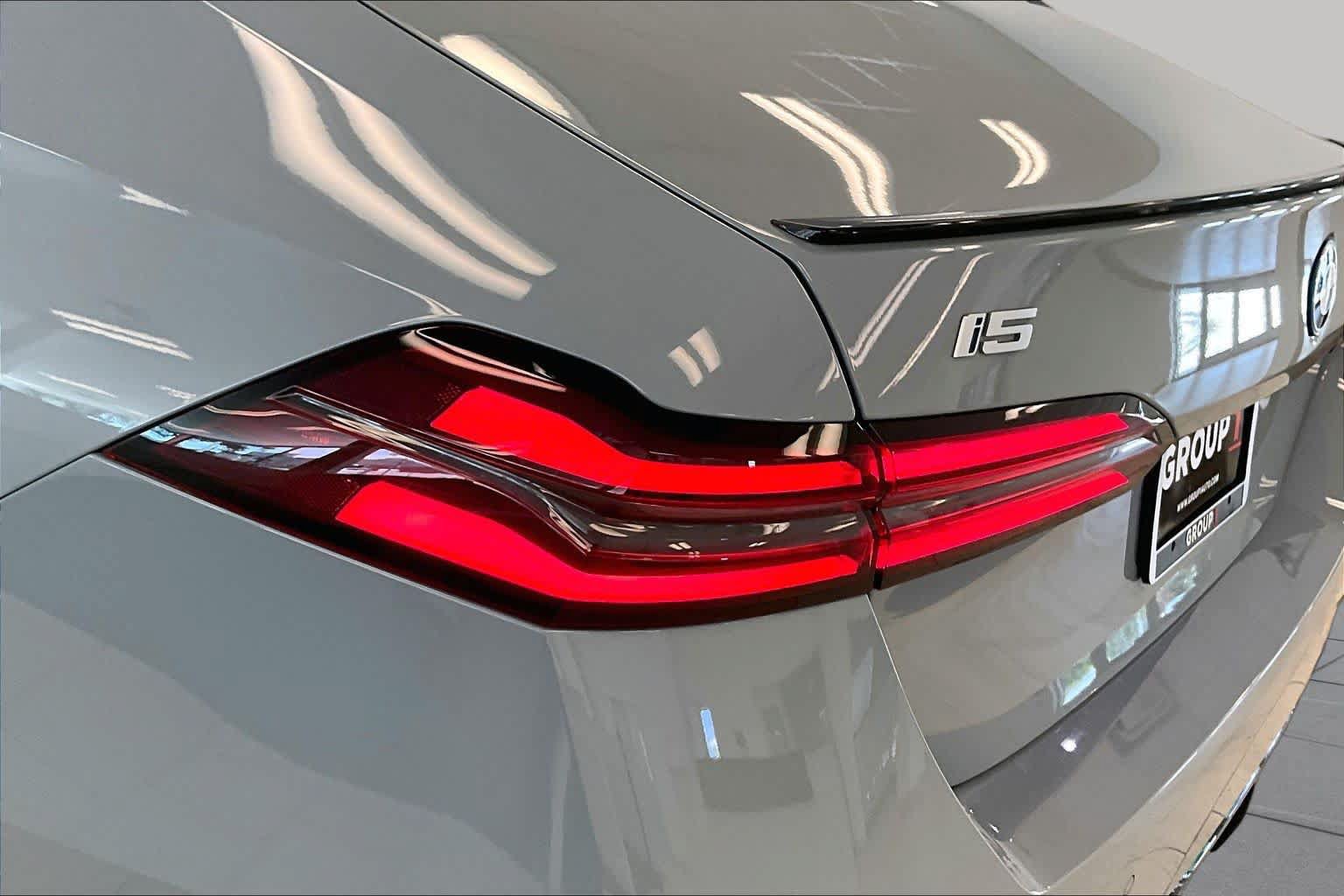 Used 2024 BMW i5 M60 w/ Premium Package AWD/4WD image 27