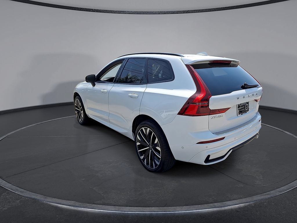 Certified 2026 Volvo XC60 B5 Ultra AWD/4WD image 9