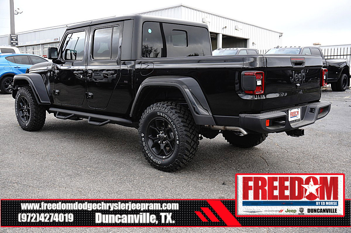 New 2026 Jeep Gladiator Sport AWD/4WD image 3