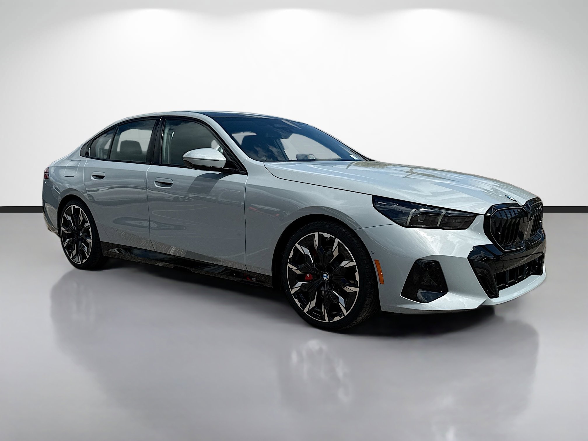New 2026 BMW 540i xDrive w/ Executive Package image 1