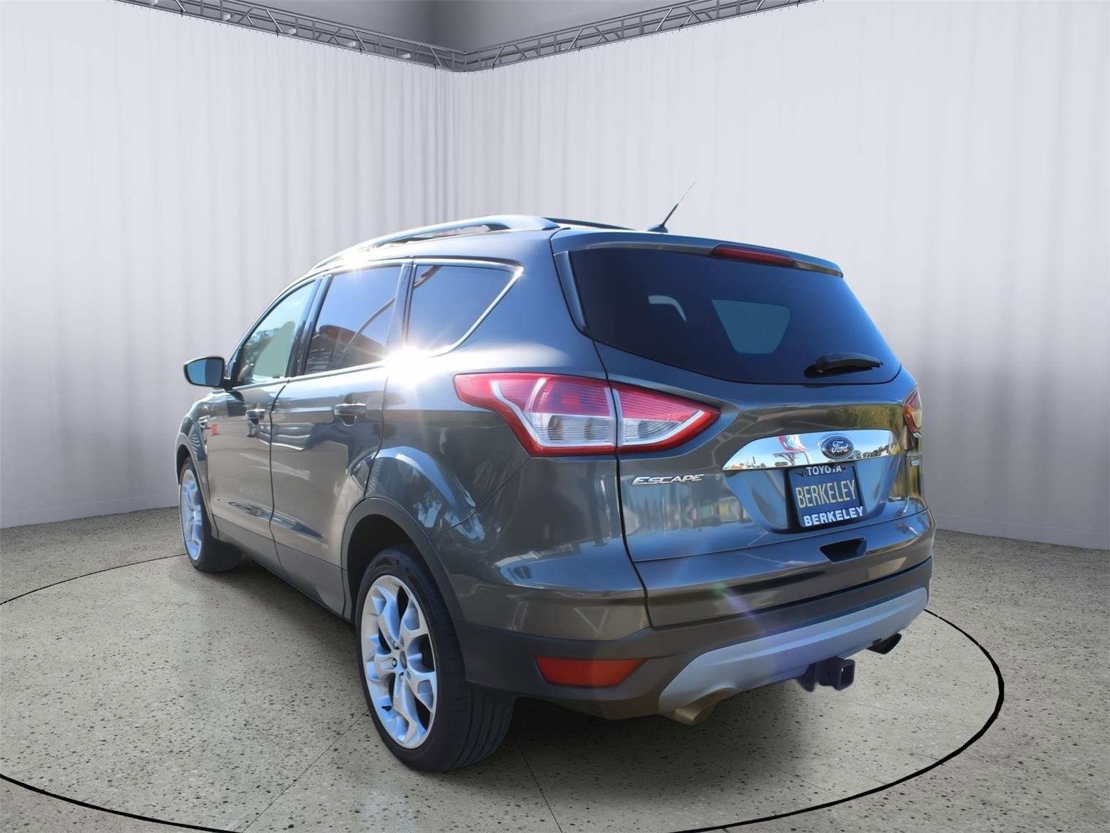 Used 2015 Ford Escape Titanium w/ Equipment Group 301A image 6