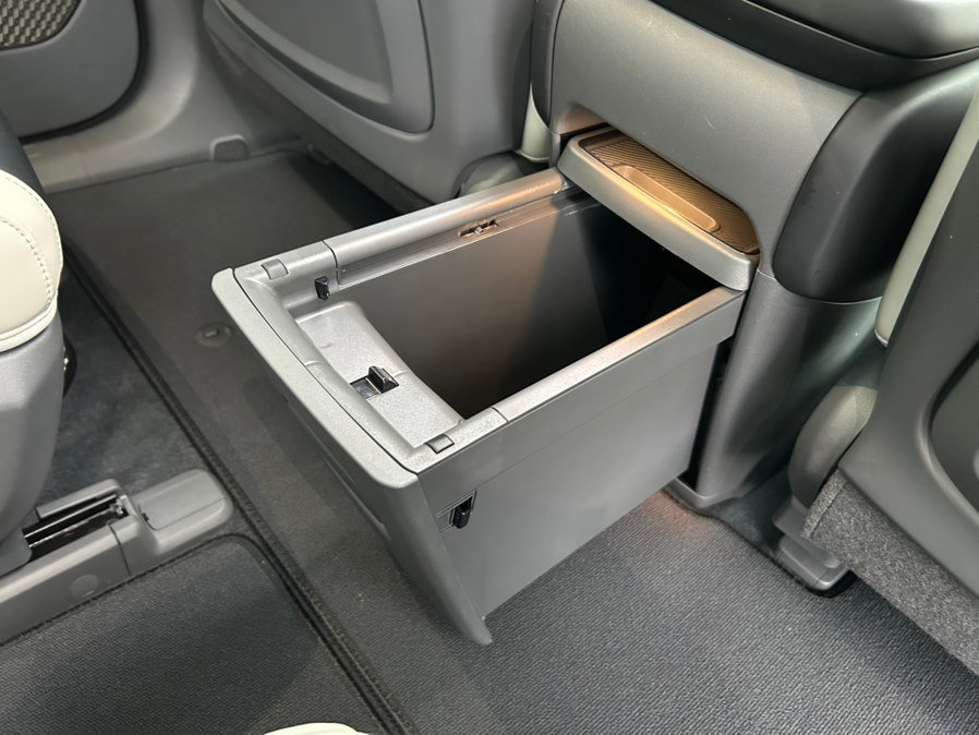 Used 2024 Kia EV9 GT-Line image 66