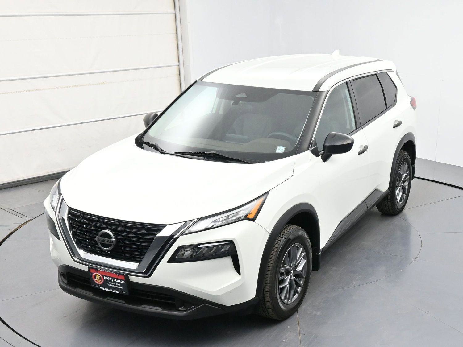 Used 2021 Nissan Rogue S AWD/4WD image 36