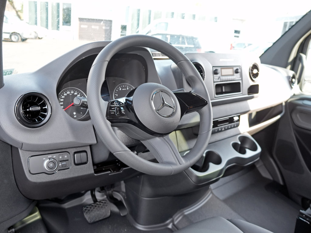 New 2026 Mercedes-Benz Sprinter 2500 image 14