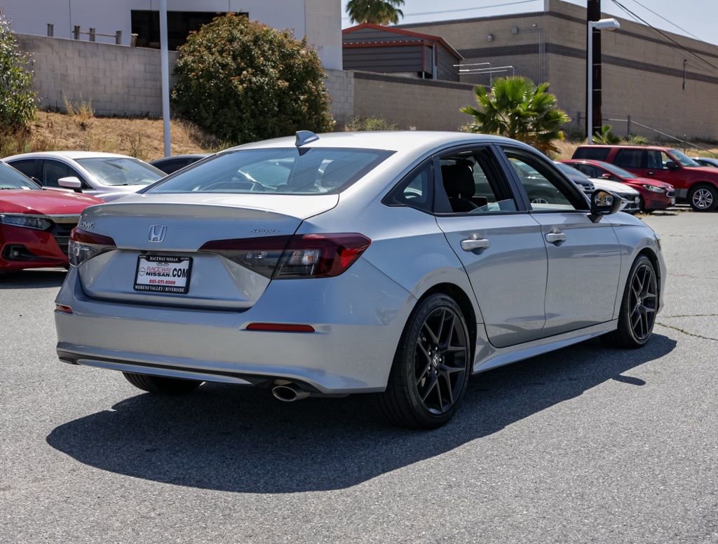 Used 2025 Honda Civic Sport image 4