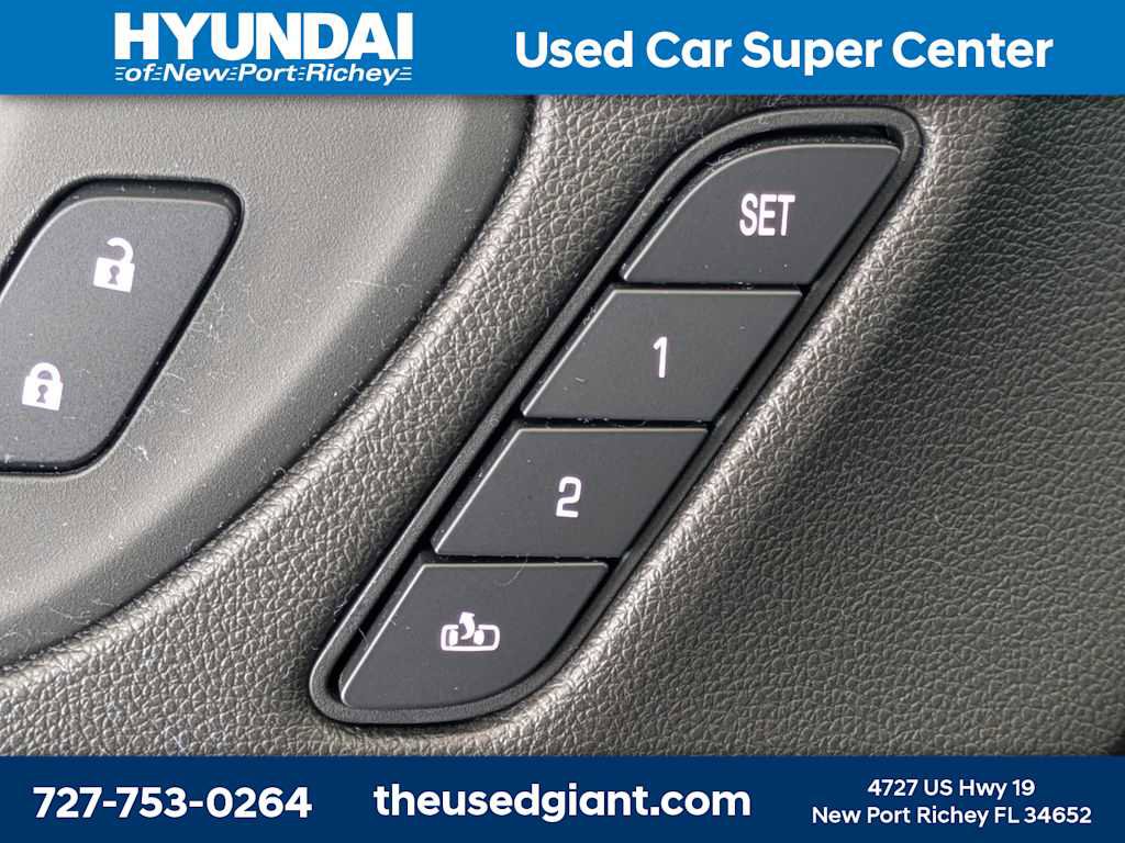 Used 2024 Buick Encore GX Avenir w/ Avenir Convenience Package AWD/4WD image 24