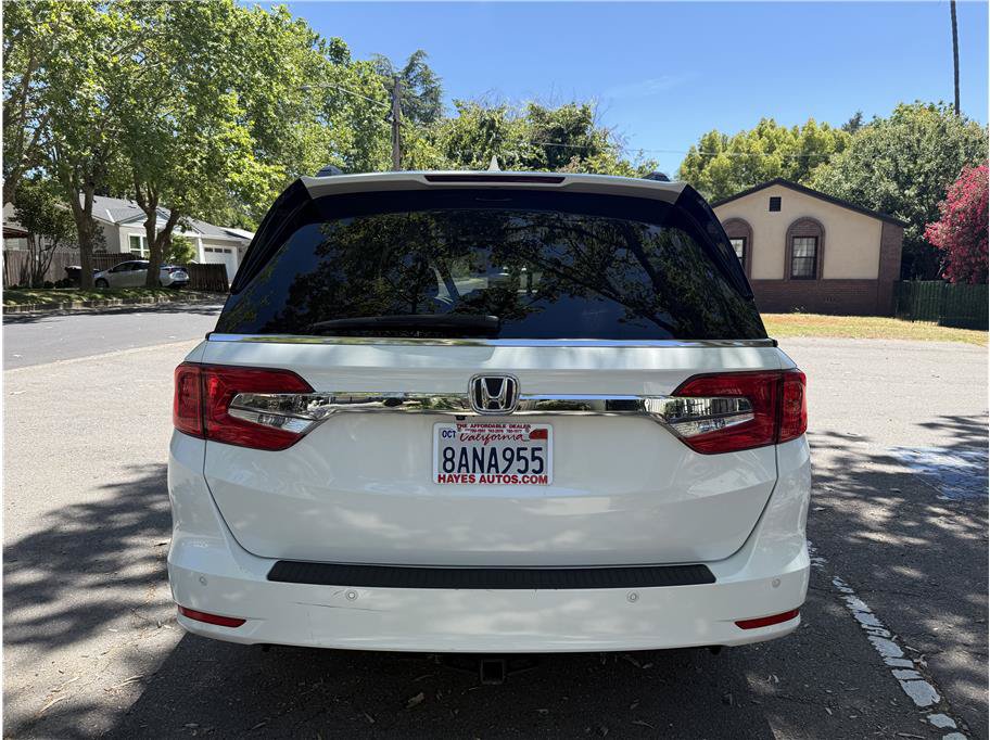 Used 2018 Honda Odyssey Elite image 6