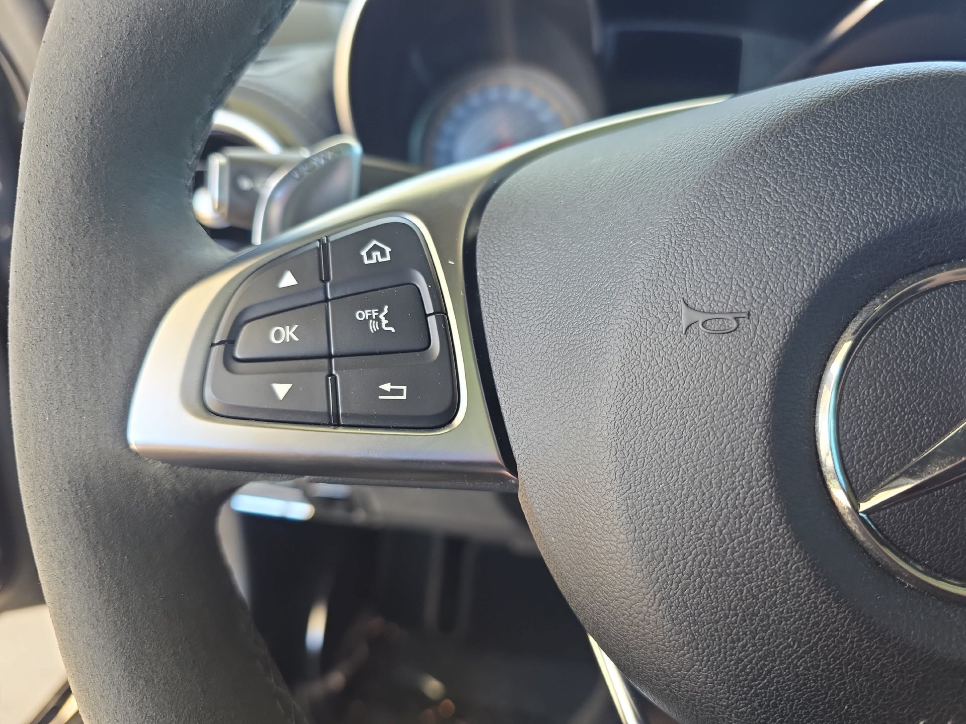 Used 2018 Mercedes-Benz AMG GT C image 14