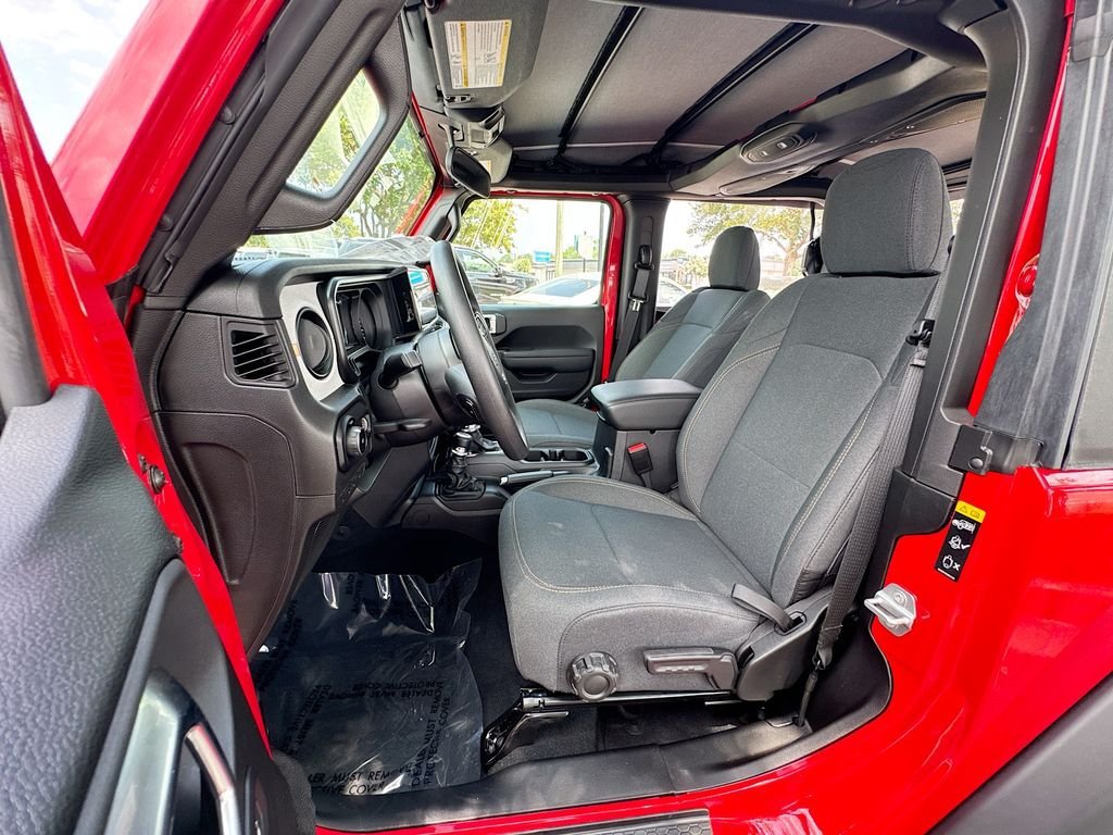 Used 2026 Jeep Wrangler Sport AWD/4WD image 19
