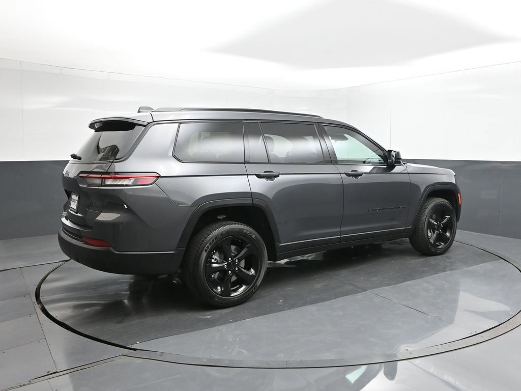New 2025 Jeep Grand Cherokee L Altitude image 15