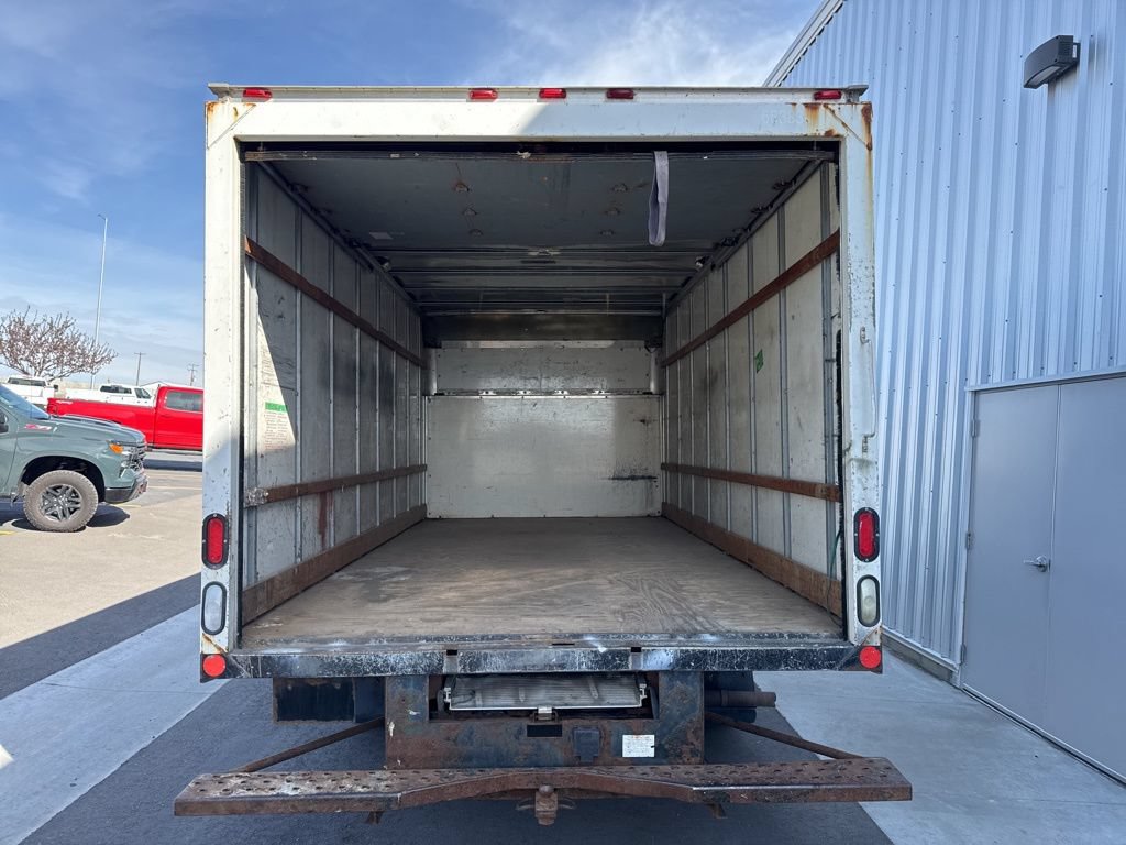 Used 2006 Ford E-350 and Econoline 350 Super Duty RWD image 8
