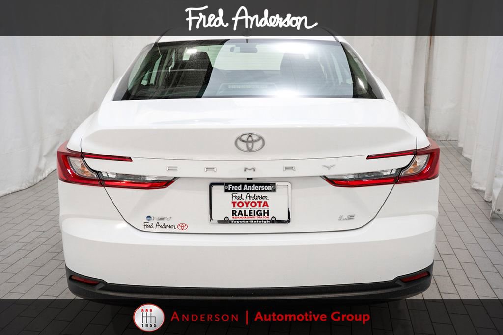 Used 2025 Toyota Camry LE FWD image 4