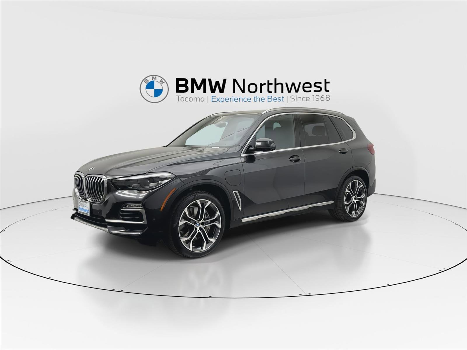 Used 2021 BMW X5 xDrive45e w/ Premium Package image 9