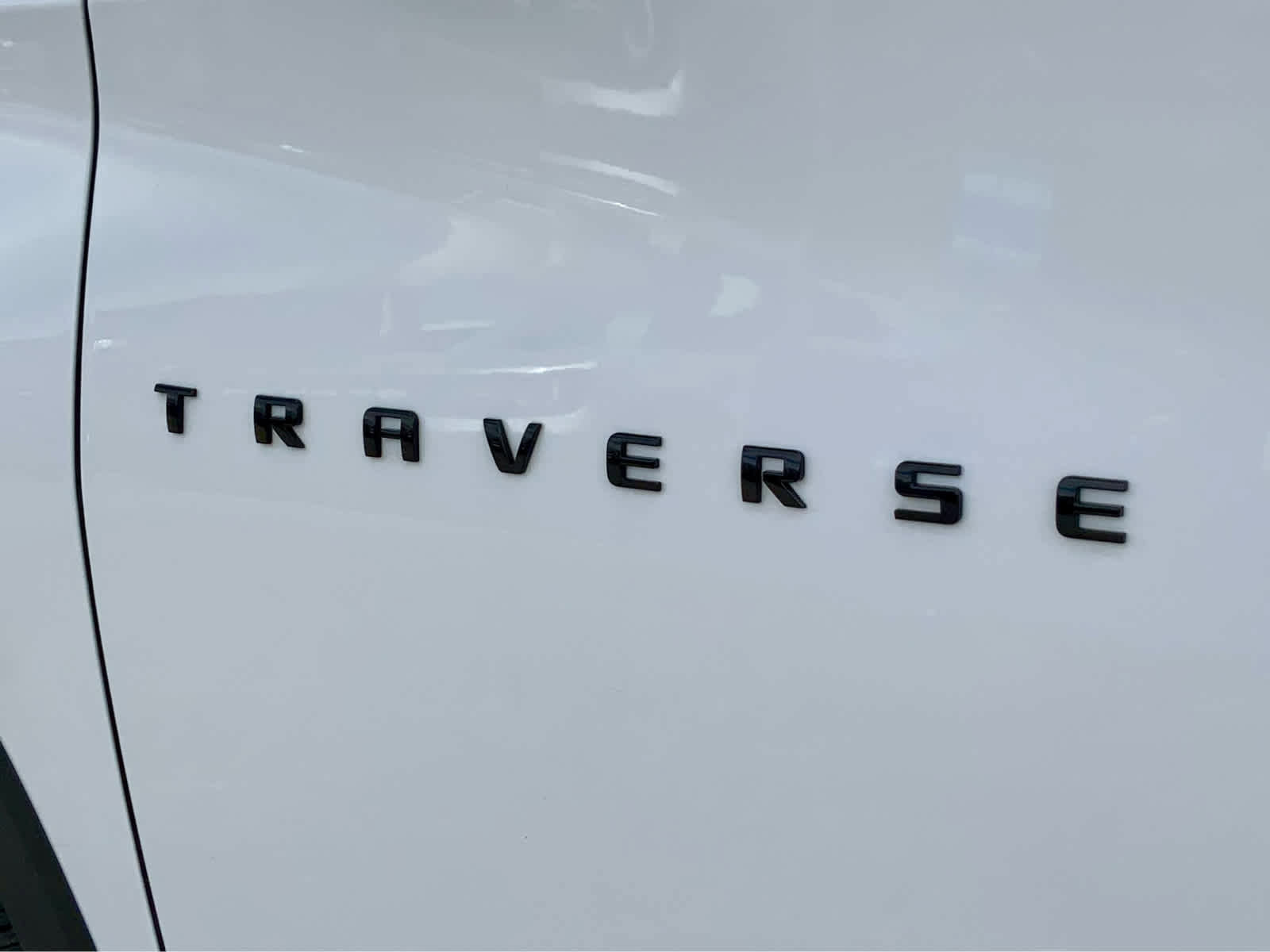 Used 2019 Chevrolet Traverse LS w/ LPO, Blackout Package AWD/4WD image 17