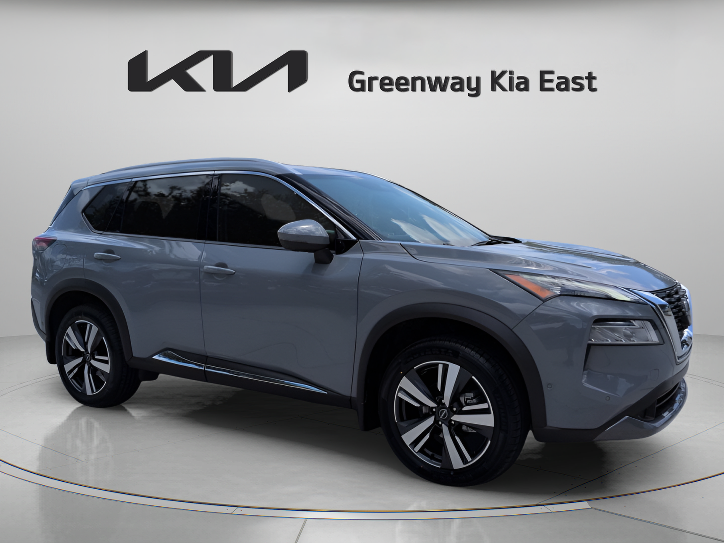 Used 2023 Nissan Rogue SL w/ SL Premium Package FWD image 3