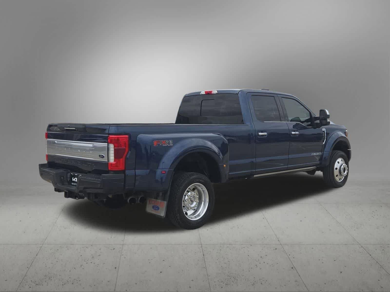 Used 2019 Ford F450 Platinum w/ Platinum Ultimate Package AWD/4WD image 6