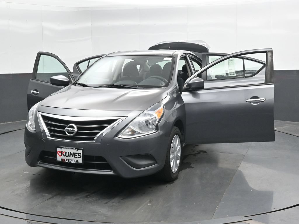 Used 2019 Nissan Versa SV FWD image 48