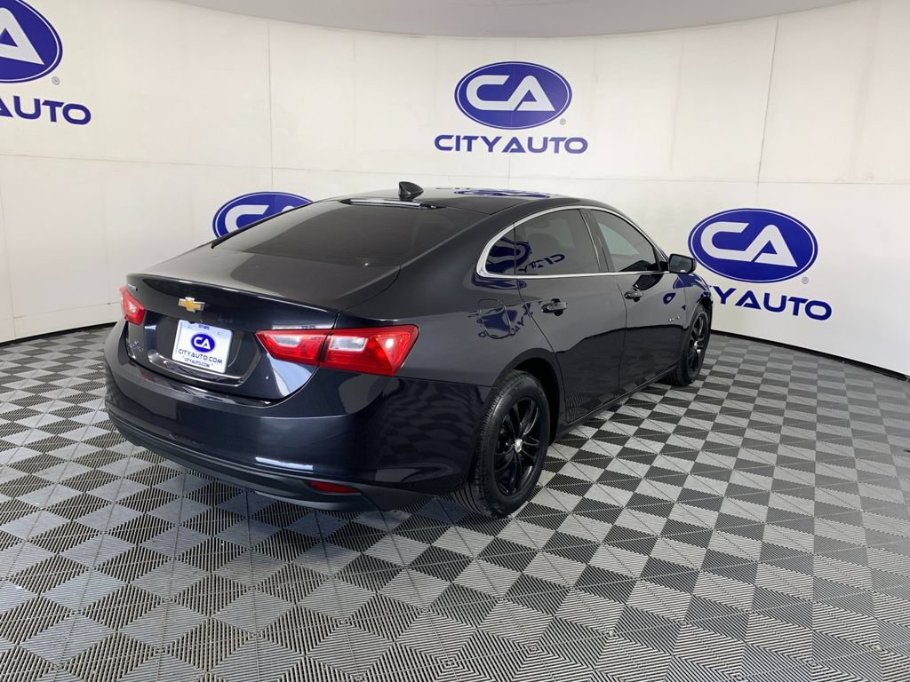 Used 2022 Chevrolet Malibu LS w/ LPO, Convenience Package 2 FWD image 3
