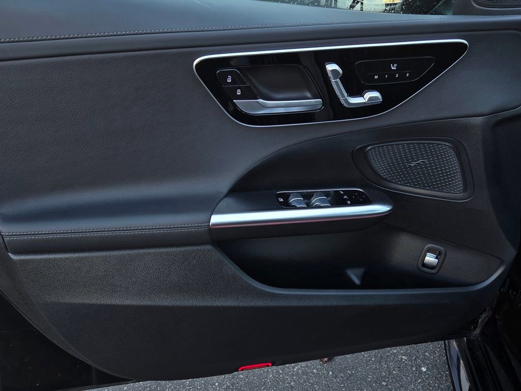 Used 2023 Mercedes-Benz C 300 4MATIC Sedan image 10