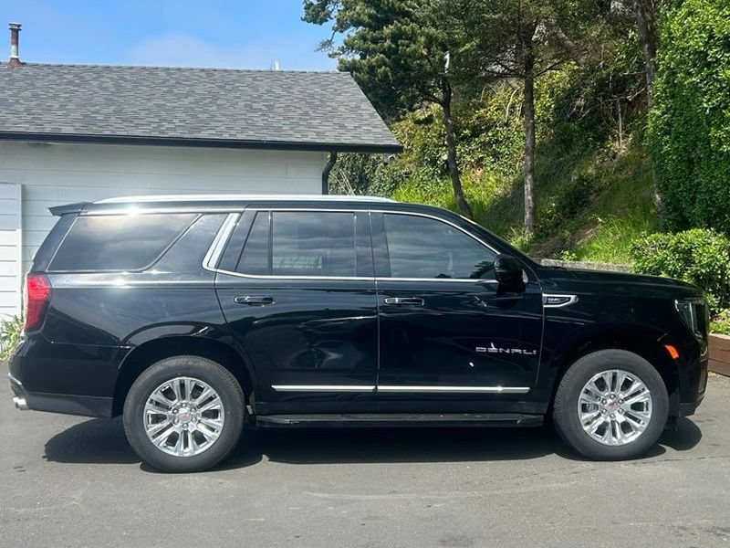 Used 2021 GMC Yukon Denali AWD/4WD image 5
