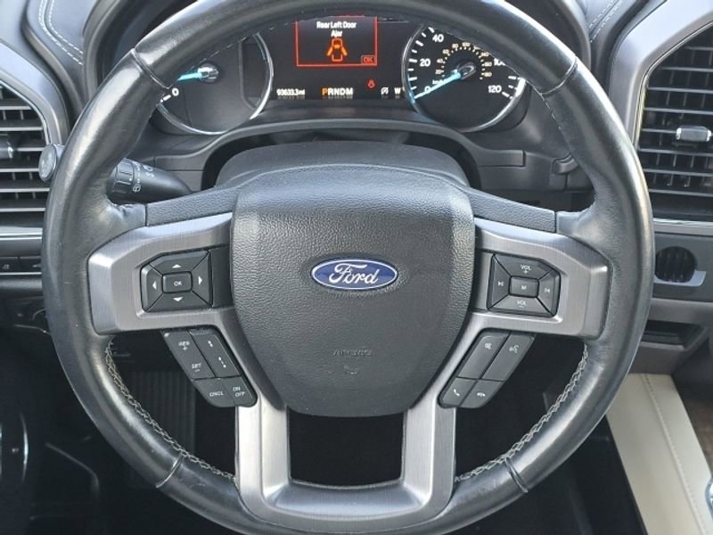 Used 2020 Ford Expedition Platinum RWD image 15