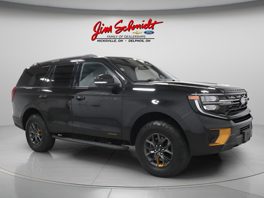 Used 2025 Ford Expedition Tremor AWD/4WD image 2