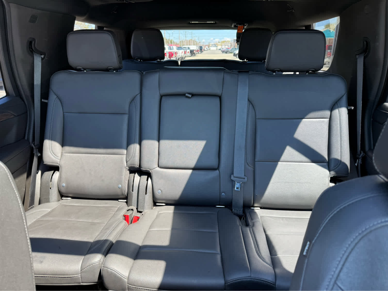 Used 2021 Chevrolet Tahoe Z71 AWD/4WD image 31