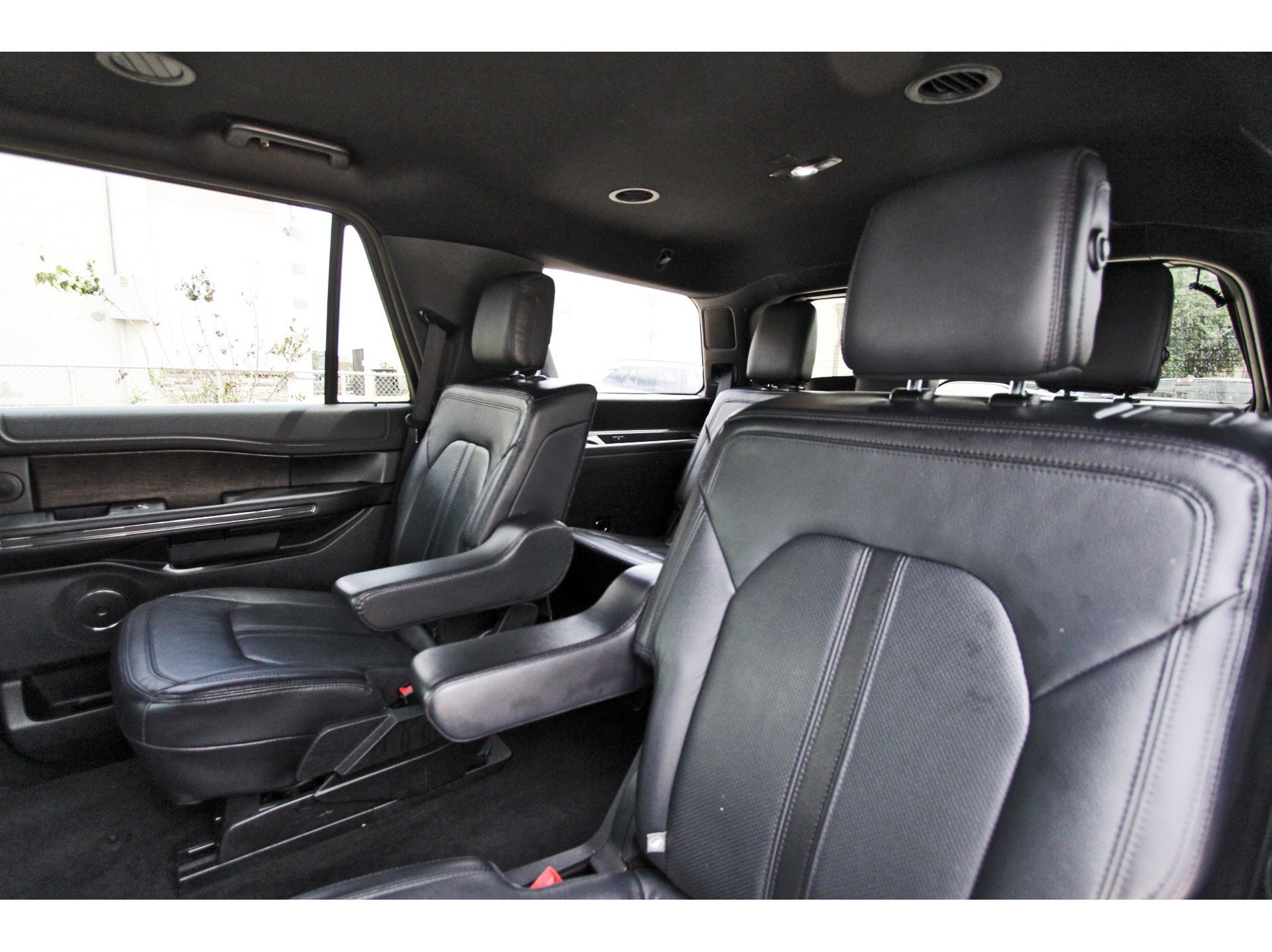 Used 2019 Ford Expedition Limited AWD/4WD image 32
