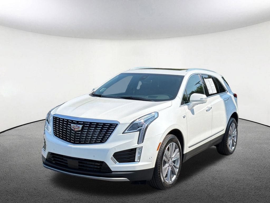 Certified 2025 Cadillac XT5 Premium Luxury w/ Technology Package AWD/4WD image 1