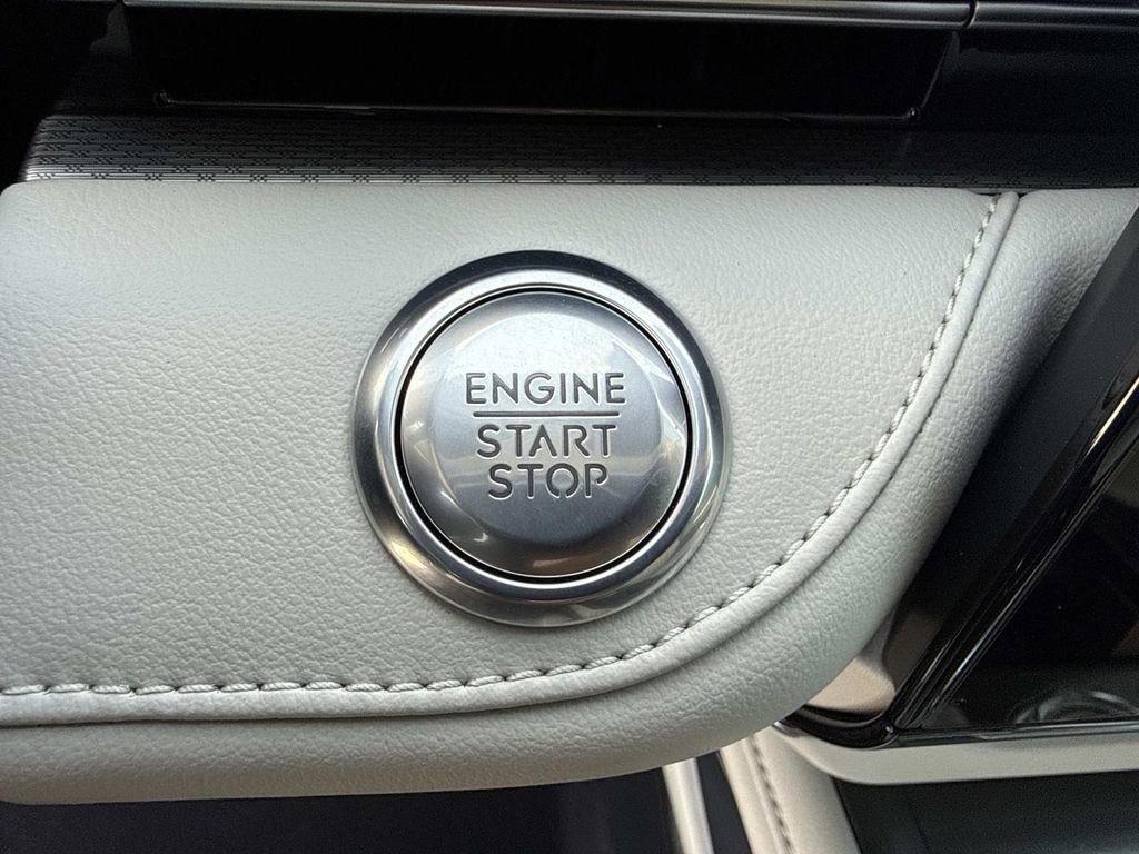 New 2026 Lincoln Nautilus Premier w/ Jet Appearance Package image 28