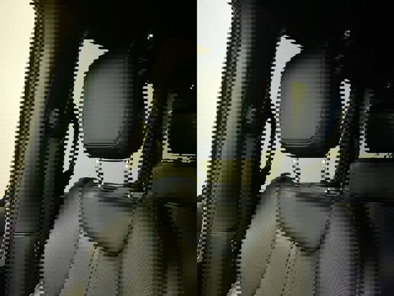 Used 2024 Jeep Wagoneer L Series III w/ Flexible Seating Group image 27